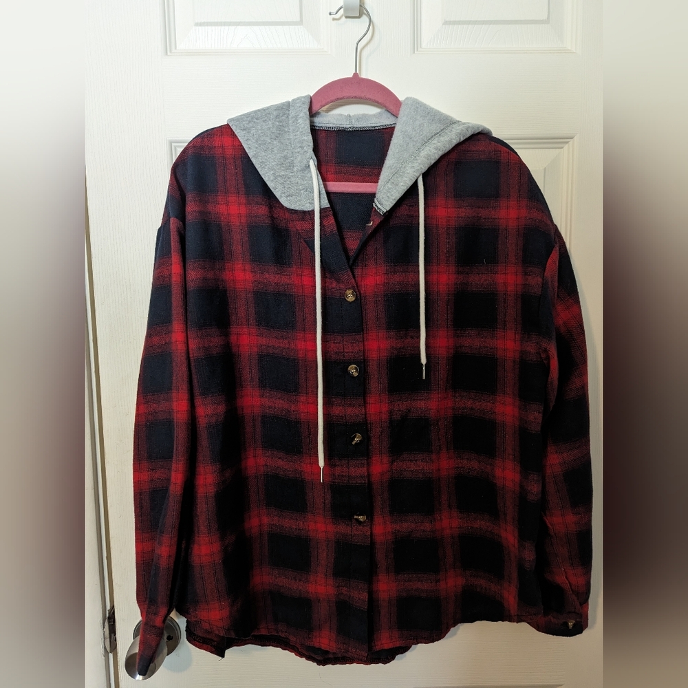 Women's Red & Blue Flannel Top w/gray hood size XL